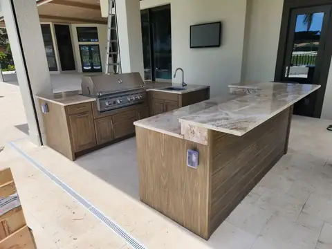 Custom built Naturekast kitchen in Naples, FL. A custom built Naturekast kitchen in weathered desert tan and shaker door styles in Naples, FL.